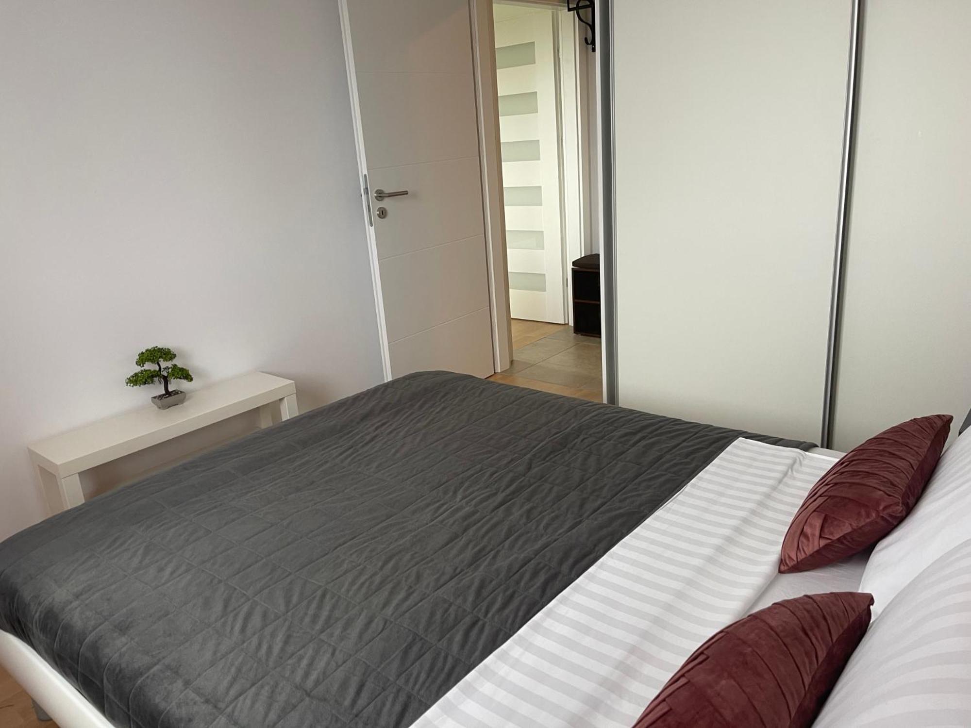 Luna,Central,Self-Check In,Ac,Wi-Fi, Washer,Free Parking Zapresic Exterior photo